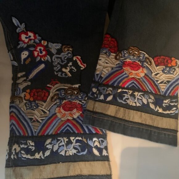 Chico's Women's Jeans! - Picture 4 of 5